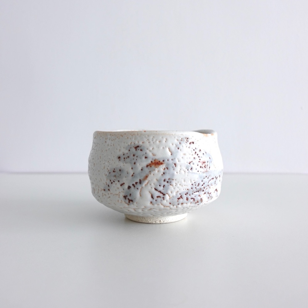 Handcrafted Japanese Matcha Bowl Chawan Shino Mino-yaki by Katou Hideyama